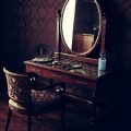 Coiffeuse ancienne